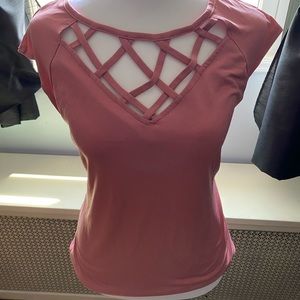 Women’s top - Size Medium, Muave color- brand new